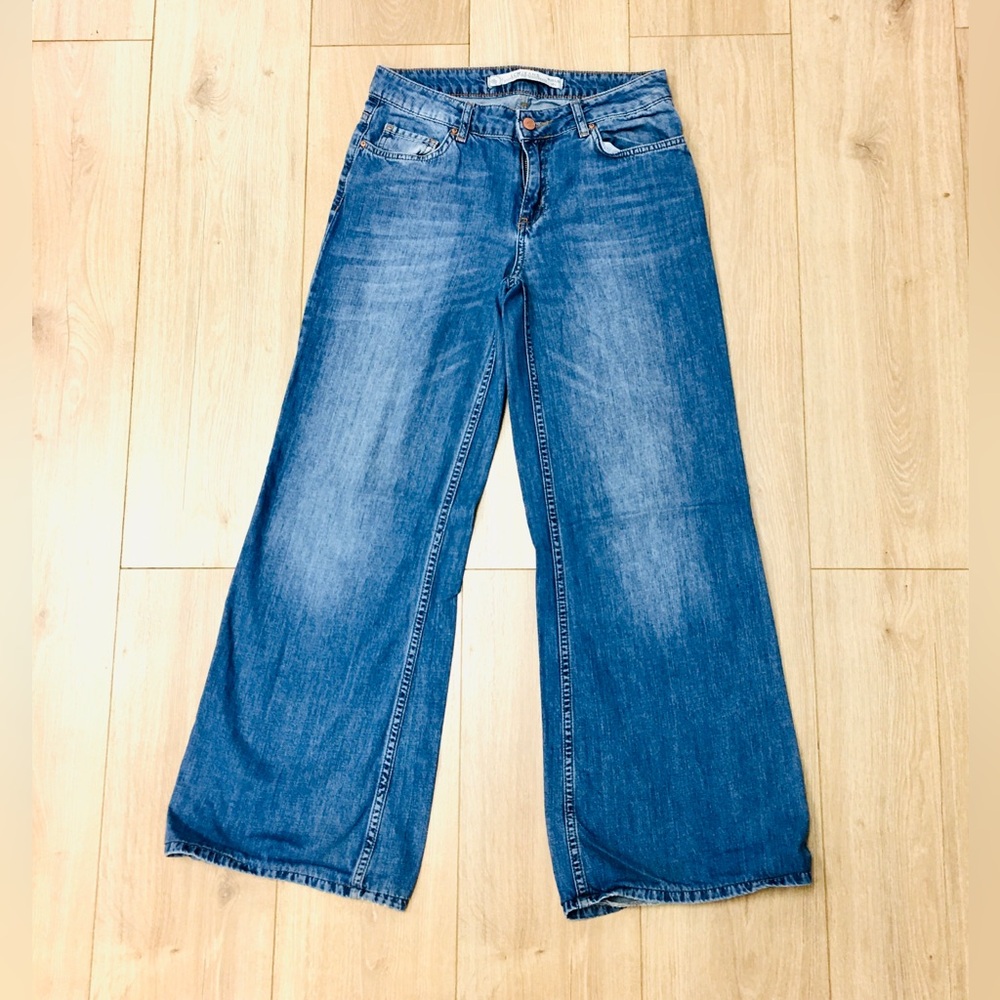 LCW LC Waikiki mid Rodeo denim jeans 
Trending Wide leg stretch 30 waist